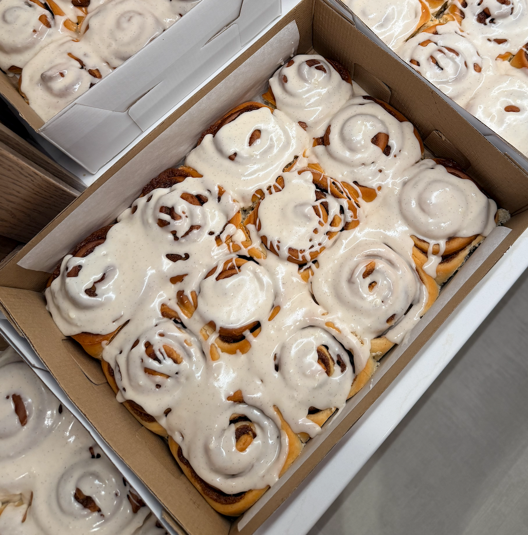 12 Pack Classic Cinnamon Rolls